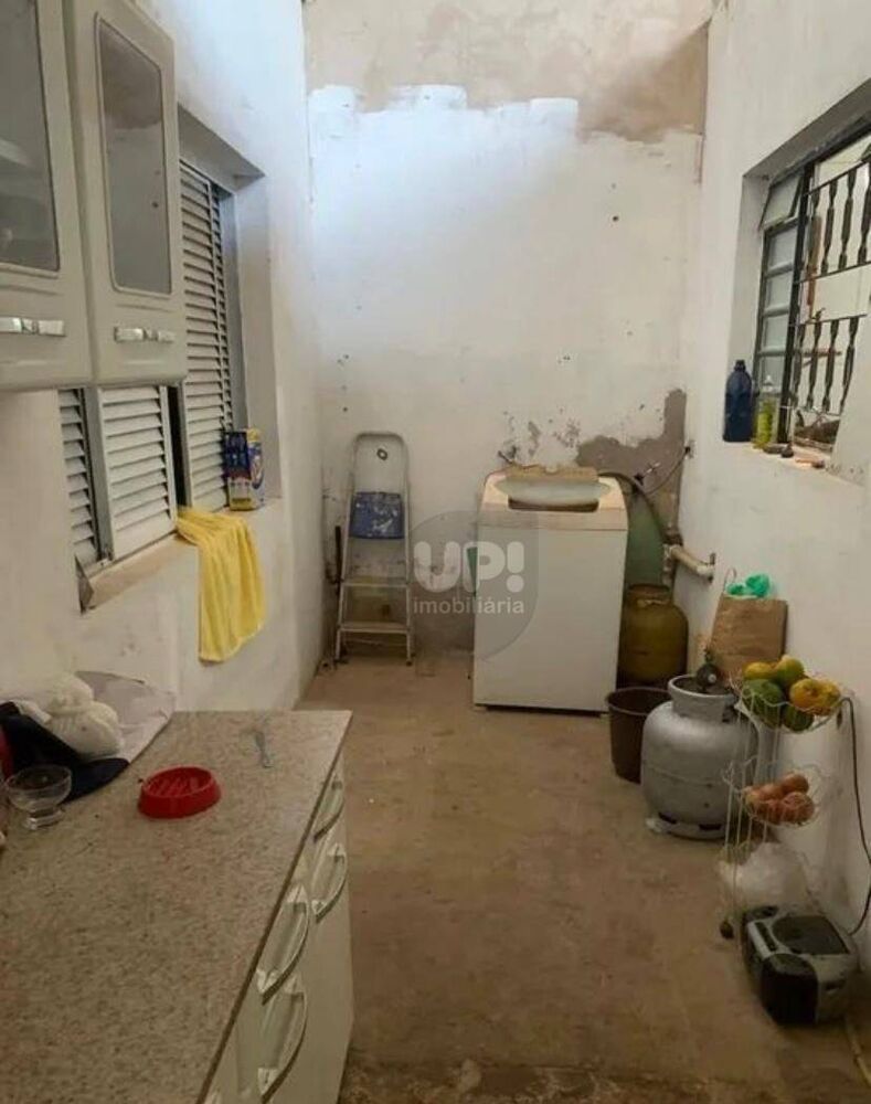 Casa à venda com 3 quartos, 137m² - Foto 2