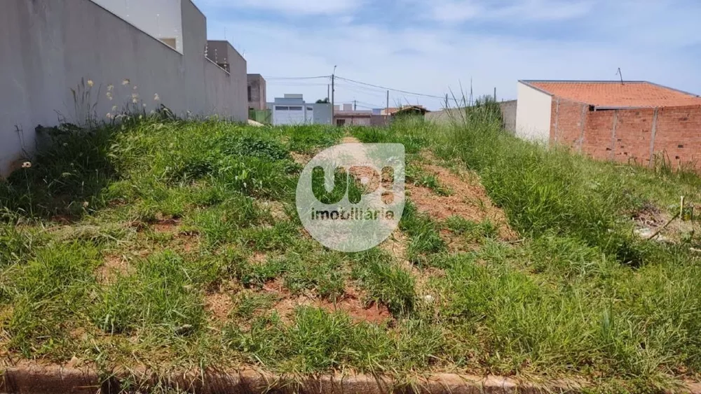 Loteamento e Condomínio, 200 m² - Foto 2