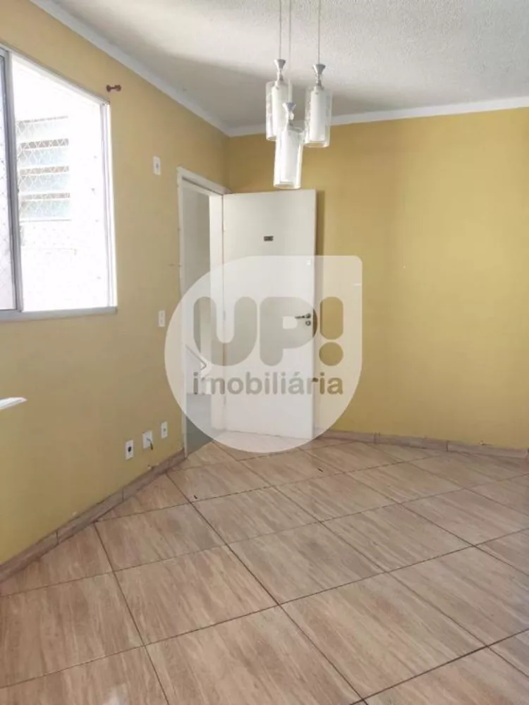 Apartamento à venda com 2 quartos, 47m² - Foto 3