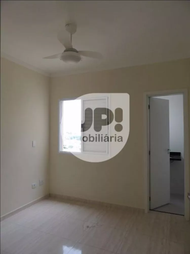 Apartamento à venda com 3 quartos, 74m² - Foto 4