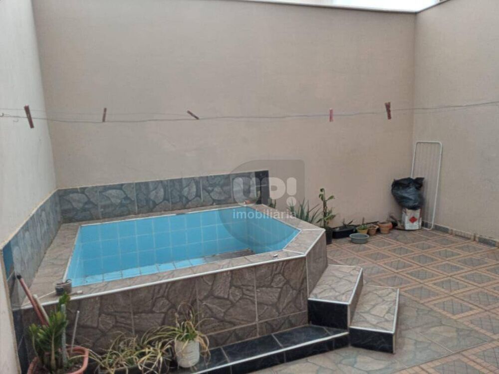 Casa, 3 quartos, 61 m² - Foto 1