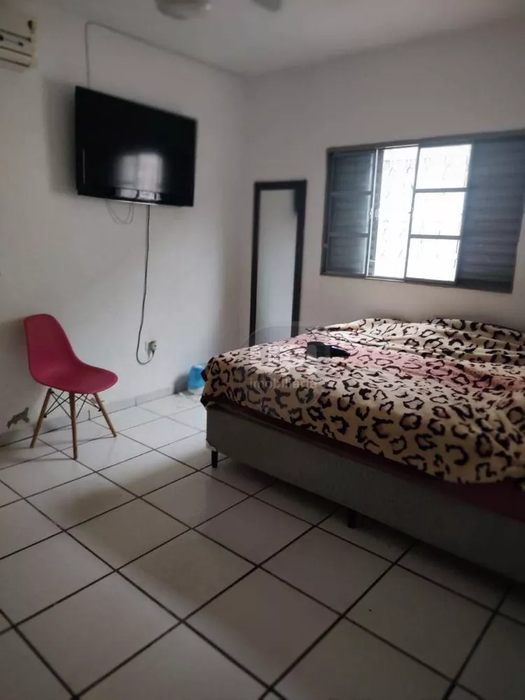 Casa, 3 quartos, 175 m² - Foto 2