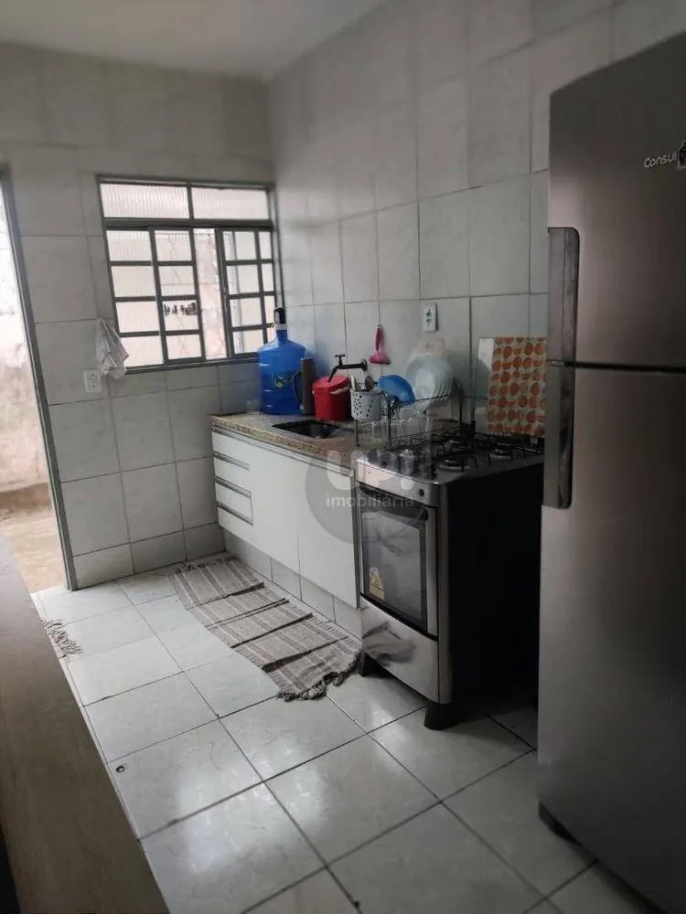 Casa, 3 quartos, 175 m² - Foto 2