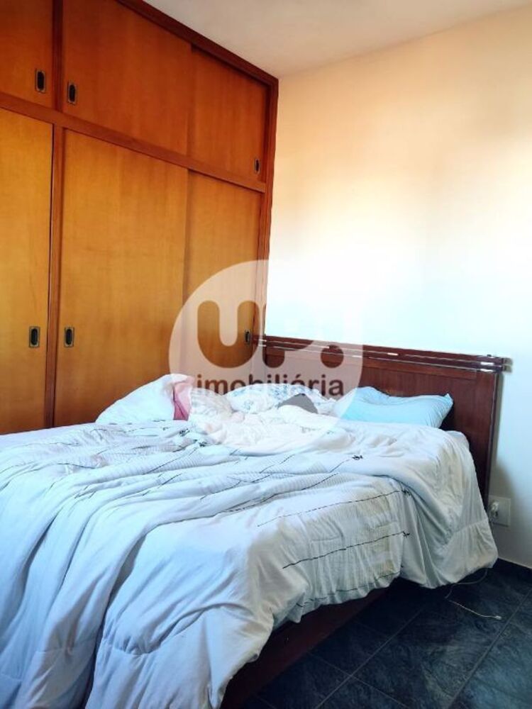 Casa, 4 quartos, 136 m² - Foto 2