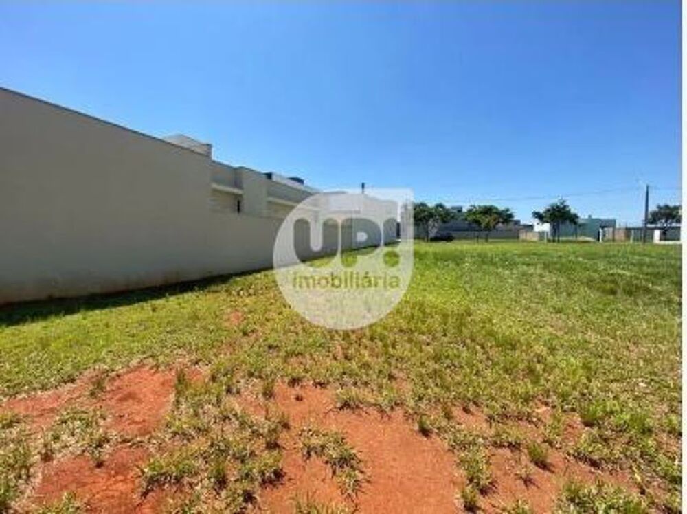 Loteamento e Condomínio, 245 m² - Foto 2