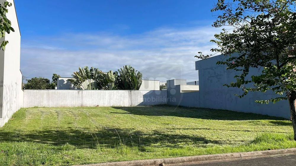 Loteamento e Condomínio, 245 m² - Foto 2