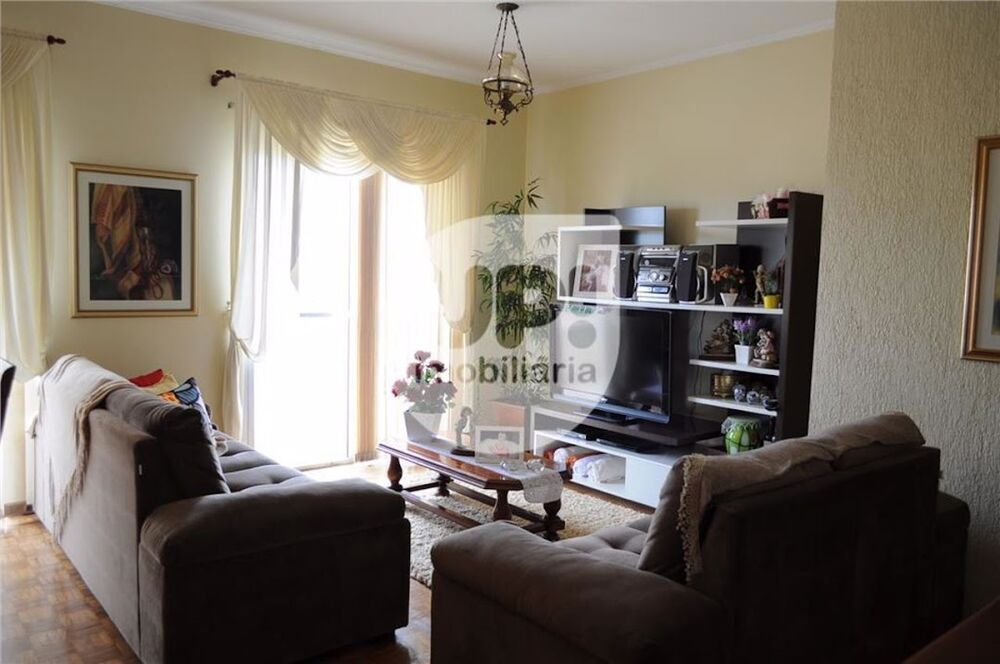 Apartamento à venda com 3 quartos, 107m² - Foto 1