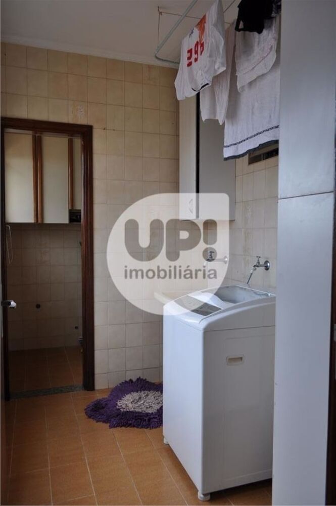 Apartamento à venda com 3 quartos, 107m² - Foto 2
