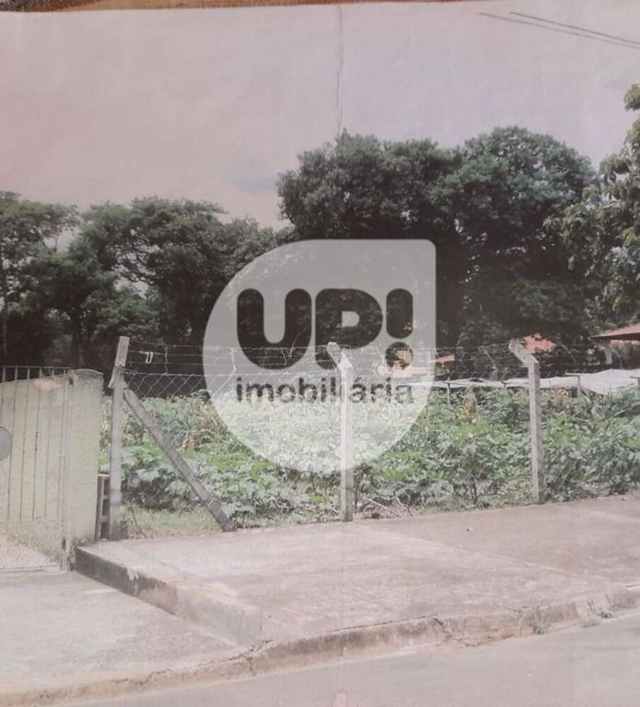 Terreno, 698 m² - Foto 1