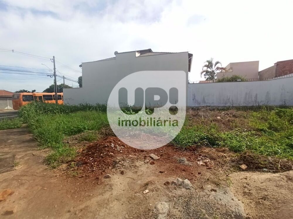 Loteamento e Condomínio, 377 m² - Foto 1