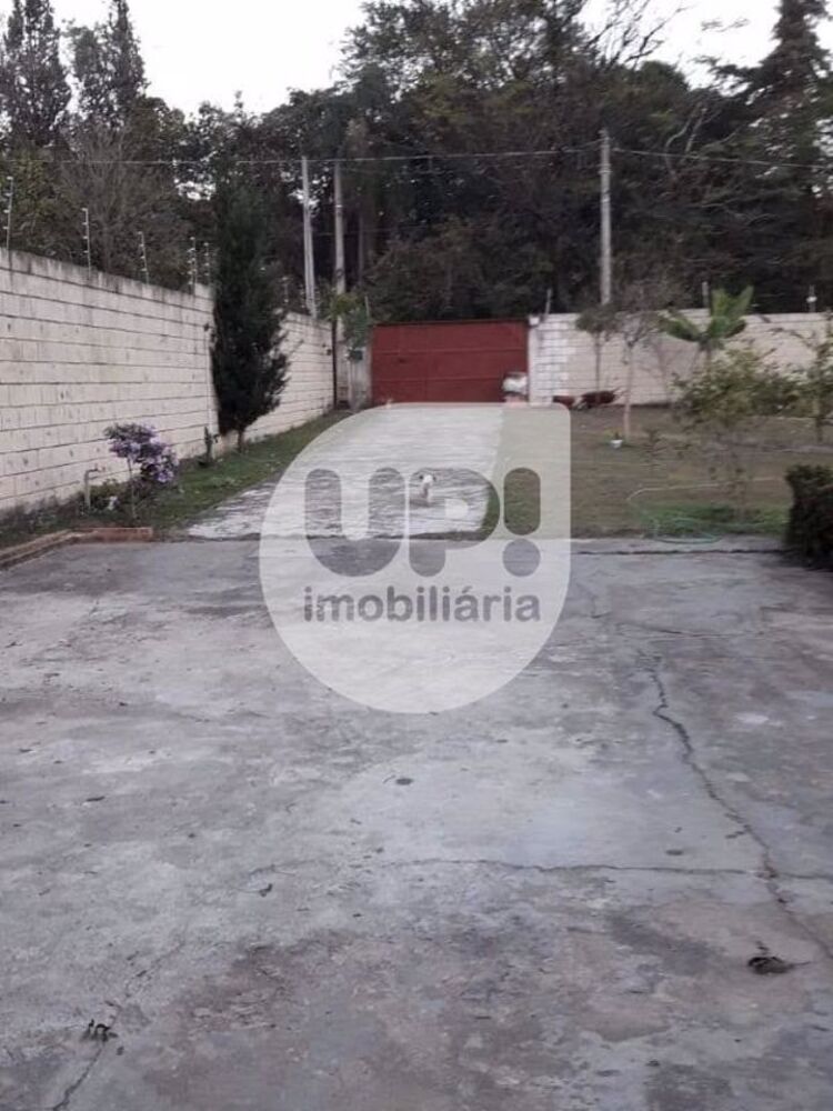 Chácara, 3 quartos, 1300 m² - Foto 1