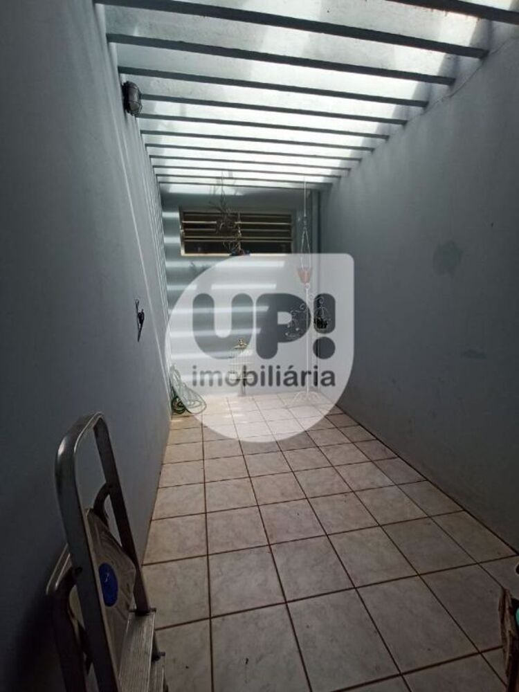 Casa, 3 quartos, 250 m² - Foto 3