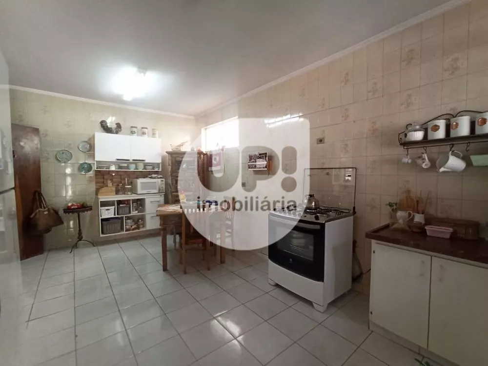 Casa, 3 quartos, 250 m² - Foto 15