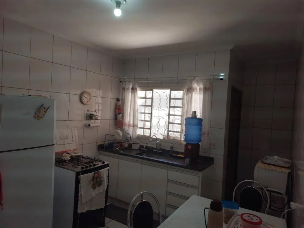 Casa, 3 quartos, 100 m² - Foto 2