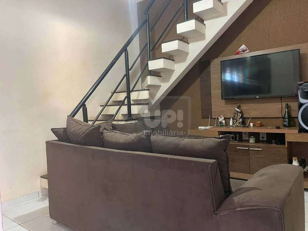 Casa, 3 quartos, 130 m² - Foto 1