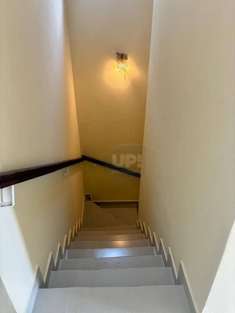 Casa, 4 quartos, 304 m² - Foto 3