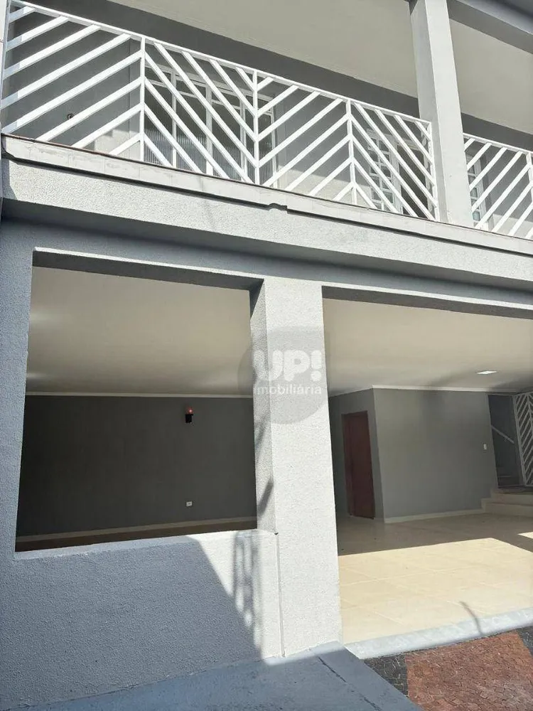 Casa, 4 quartos, 304 m² - Foto 1