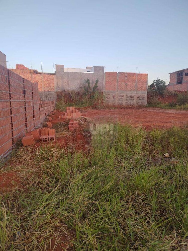 Terreno, 208 m² - Foto 1