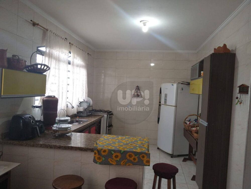 Casa, 3 quartos, 150 m² - Foto 2