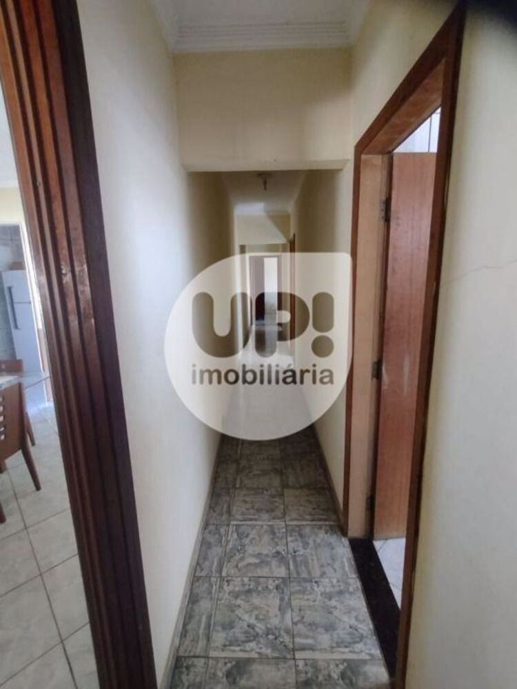 Chácara à venda com 3 quartos, 153m² - Foto 8