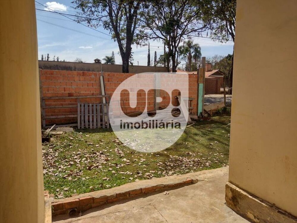 Chácara à venda com 3 quartos, 153m² - Foto 3