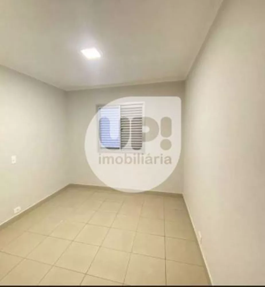 Apartamento à venda com 2 quartos, 70m² - Foto 4