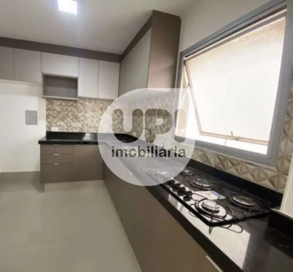 Apartamento à venda com 2 quartos, 70m² - Foto 3