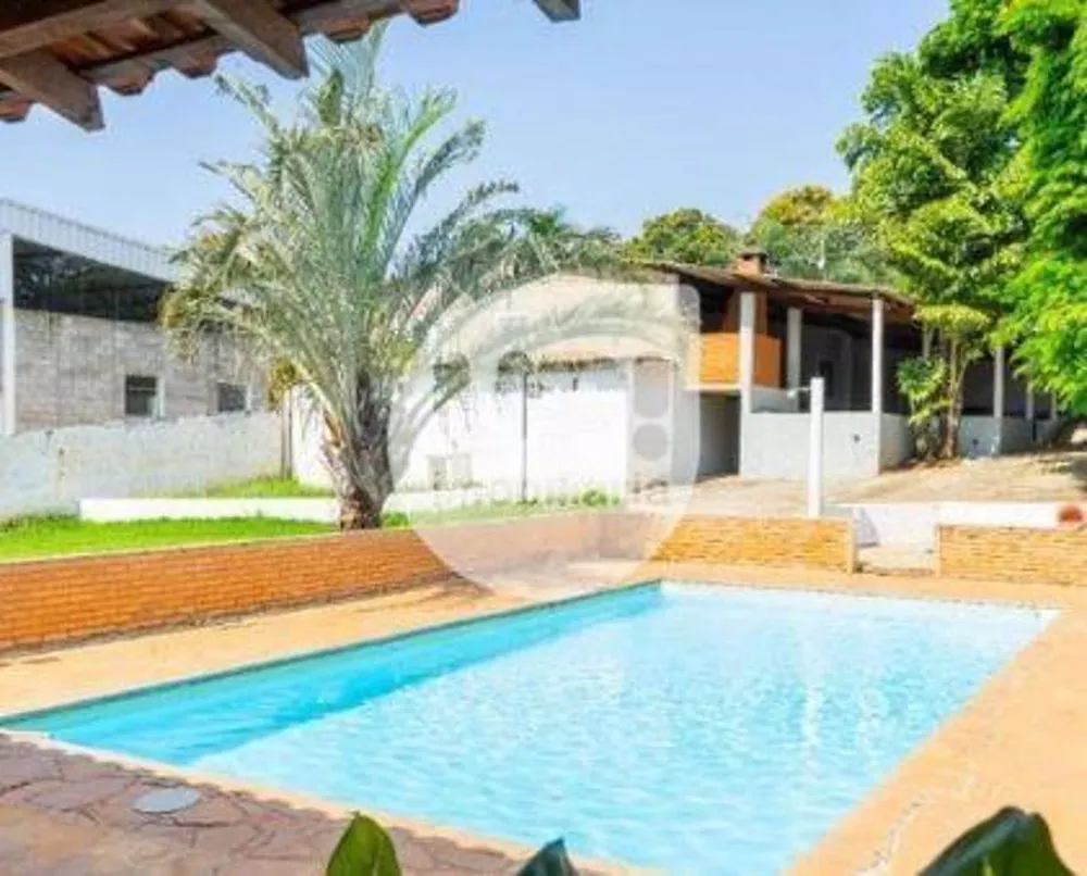 Chácara, 4 quartos, 1200 m² - Foto 1