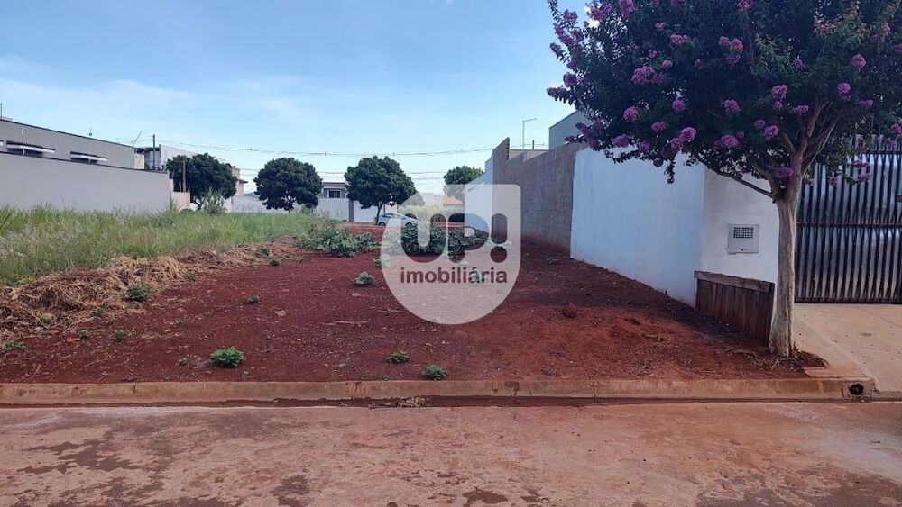 Loteamento e Condomínio, 200 m² - Foto 1