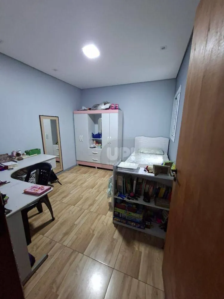 Casa, 4 quartos, 192 m² - Foto 4