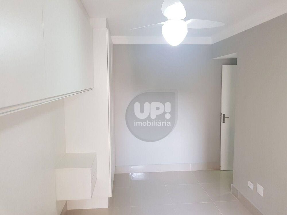 Apartamento à venda com 2 quartos, 64m² - Foto 4