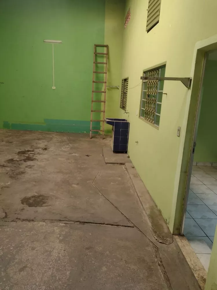 Casa, 4 quartos, 220 m² - Foto 1