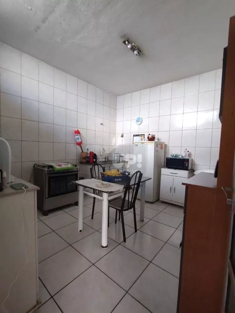 Casa, 2 quartos, 60 m² - Foto 1