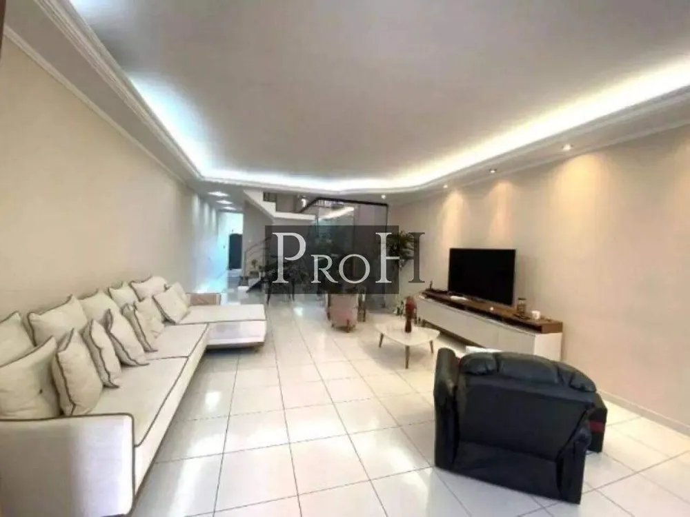 Sobrado, 3 quartos, 422 m² - Foto 1