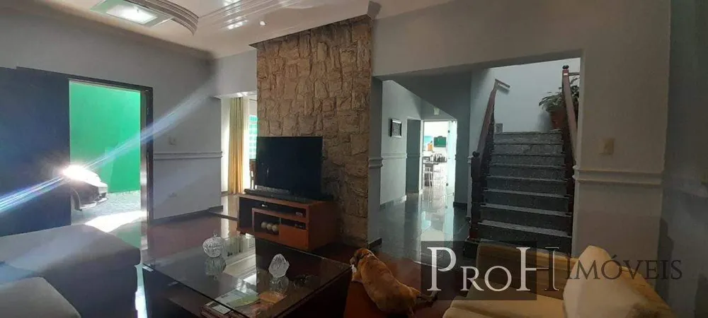 Sobrado, 3 quartos, 282 m² - Foto 1
