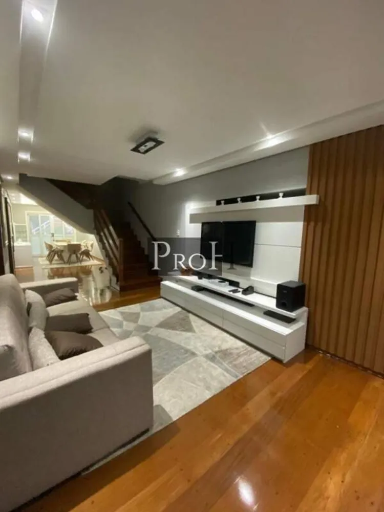 Casa, 3 quartos, 272 m² - Foto 1