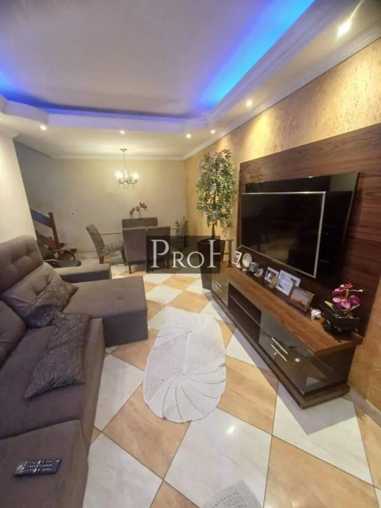 Sobrado, 2 quartos, 210 m² - Foto 1