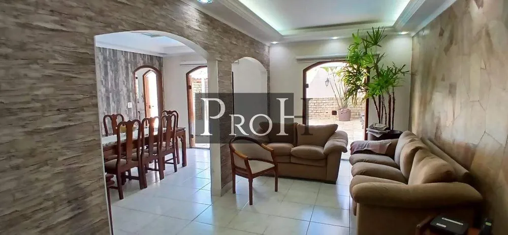 Sobrado, 4 quartos, 331 m² - Foto 1