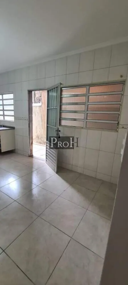 Sobrado, 3 quartos, 248 m² - Foto 2