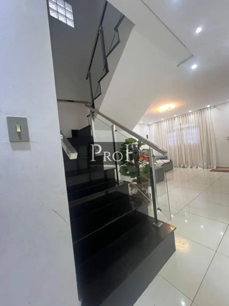 Sobrado, 2 quartos, 240 m² - Foto 4