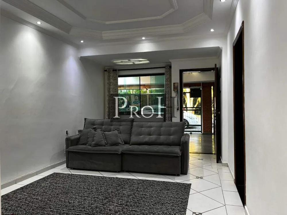 Casa, 4 quartos, 221 m² - Foto 1