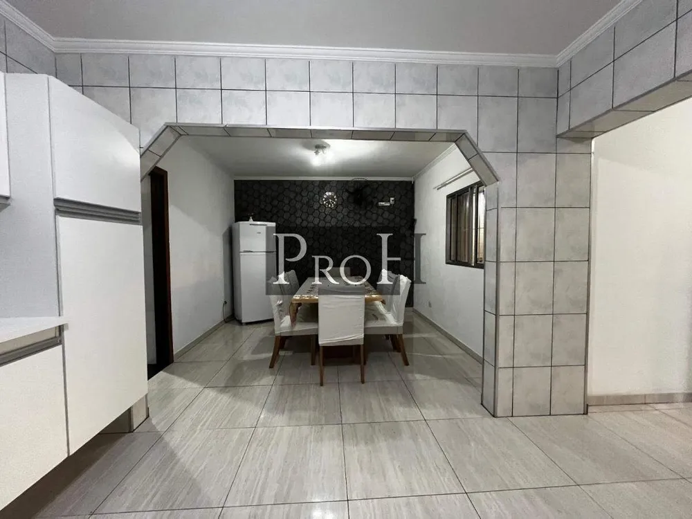 Casa, 4 quartos, 221 m² - Foto 3