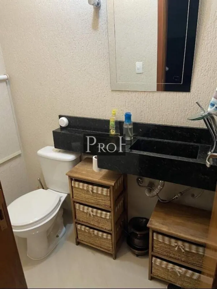 Sobrado, 3 quartos, 253 m² - Foto 1