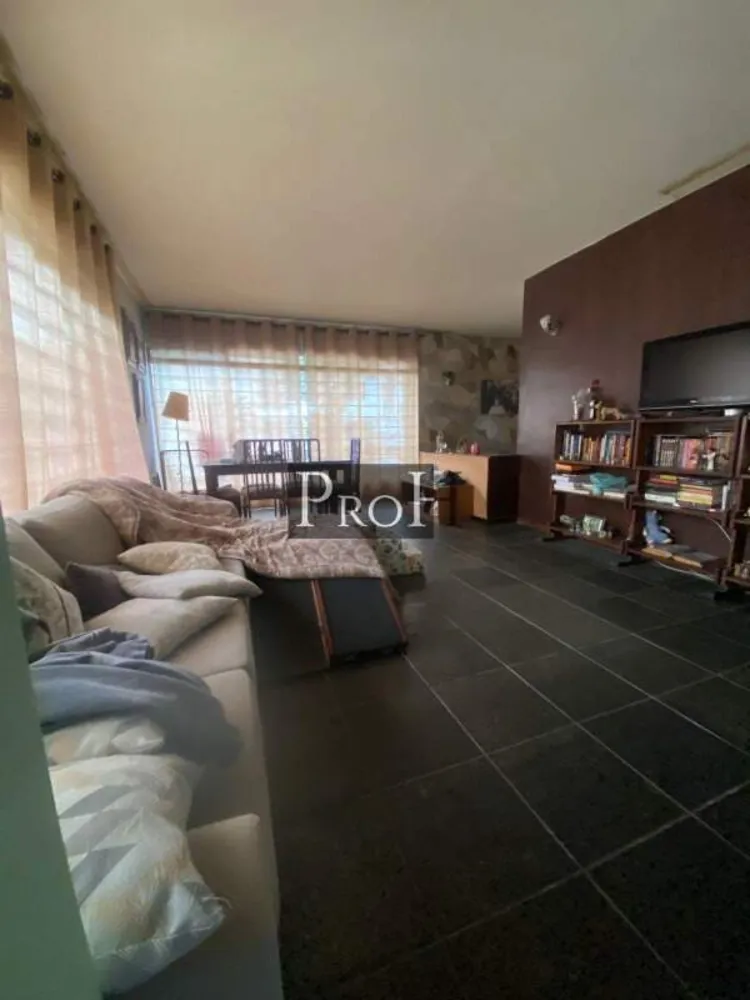 Casa, 3 quartos, 287 m² - Foto 1