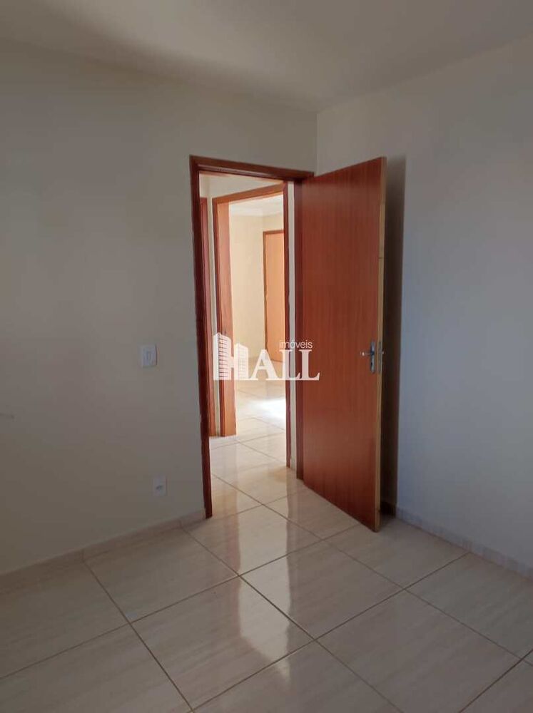 Apartamento à venda com 2 quartos, 56m² - Foto 4