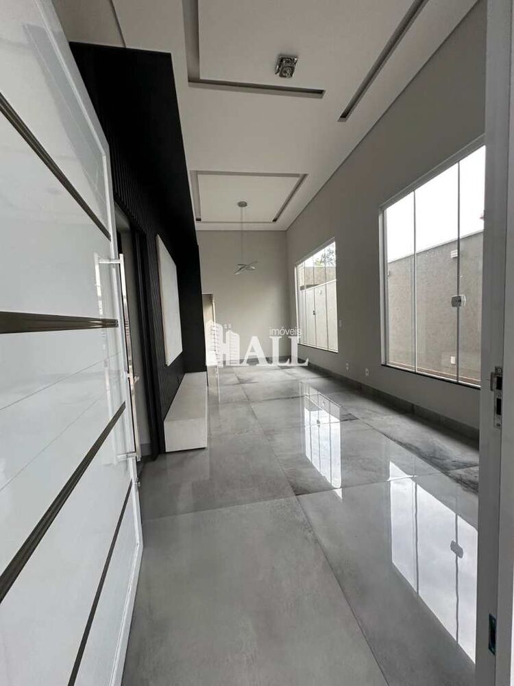 Casa à venda com 3 quartos, 100m² - Foto 4