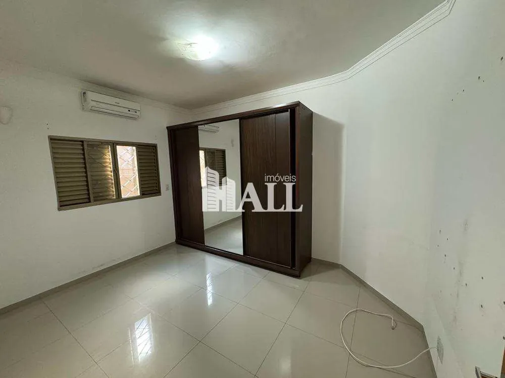 Casa, 3 quartos, 210 m² - Foto 4