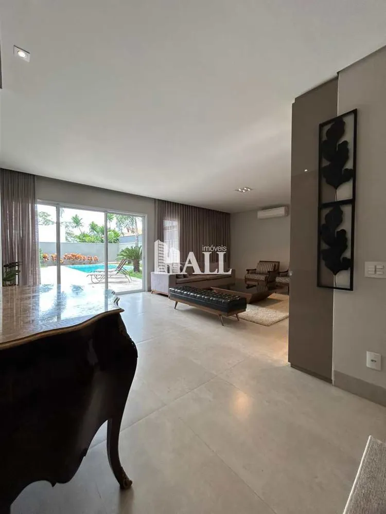 Sobrado, 4 quartos, 452 m² - Foto 1