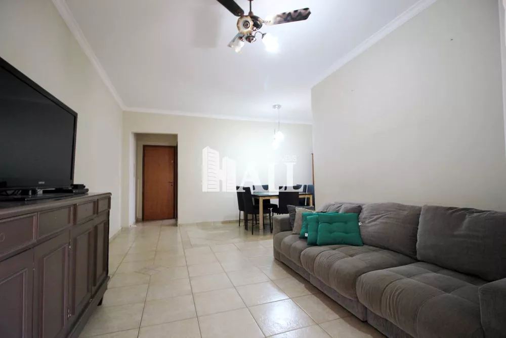 Apartamento à venda com 3 quartos, 93m² - Foto 1