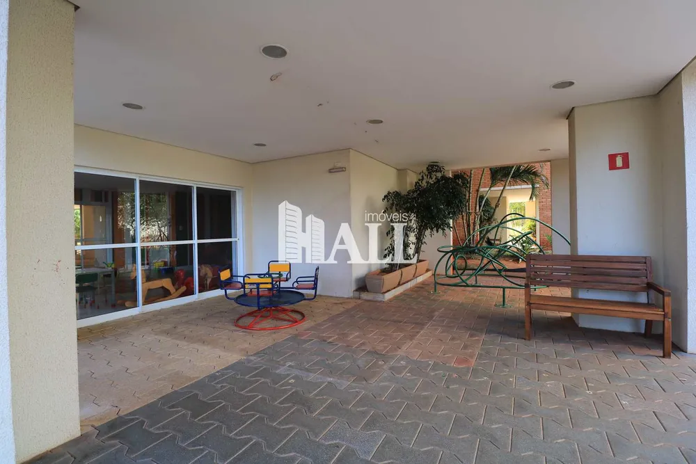 Apartamento, 3 quartos, 136 m² - Foto 2